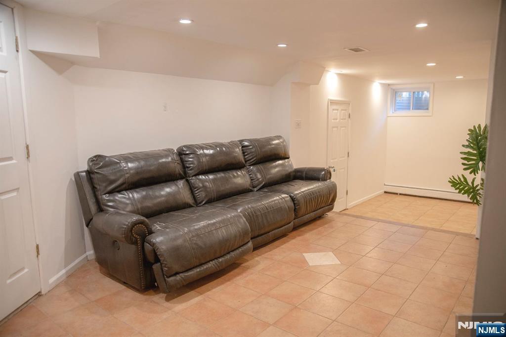 22 Warren Road Fair Lawn, NJ 07410 - Photo 31 of 45