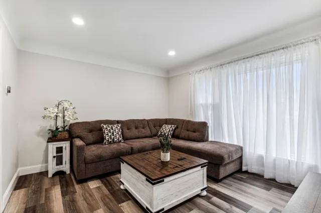 $3,900 | 6226 5th Avenue South, Richfield, MN 55423