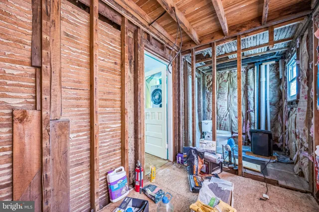 $185,000 | 221 Kite Hollow Road, Stanley, VA 22851