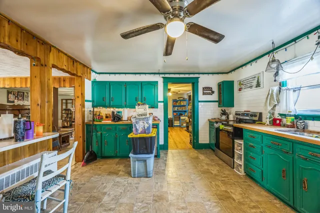 $185,000 | 221 Kite Hollow Road, Stanley, VA 22851