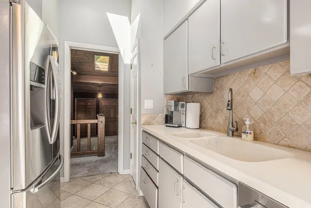 $785,000 | 13483 Oakcrest Avenue Northeast, Gowen, MI 49326