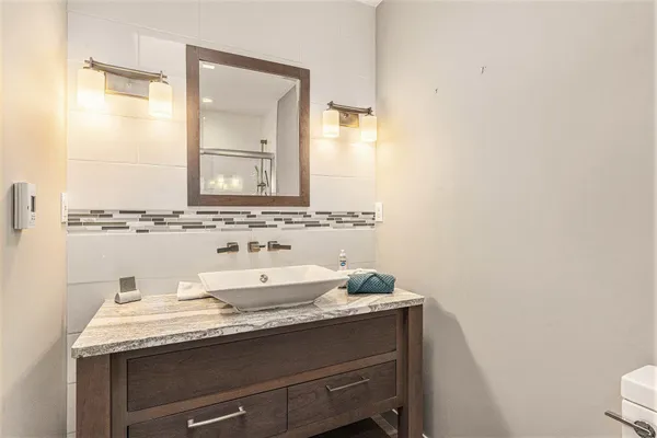 $660,000 | 13483 Oakcrest Avenue Northeast, Gowen, MI 49326