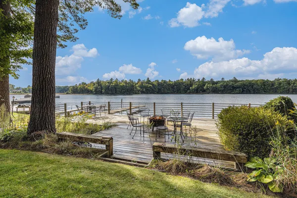 $660,000 | 13483 Oakcrest Avenue Northeast, Gowen, MI 49326