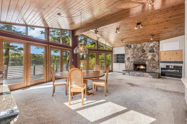 $660,000 | 13483 Oakcrest Avenue Northeast, Gowen, MI 49326