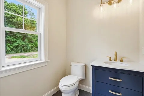 $1,200,000 | 413 New River Road, Lincoln, RI 02838