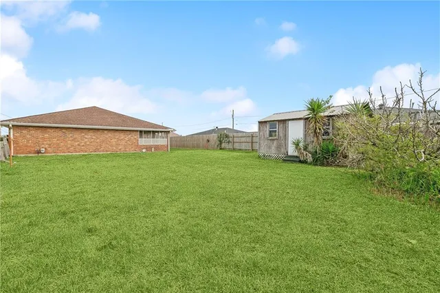 $275,000 | 3221 Riverland Drive, Chalmette, LA 70043