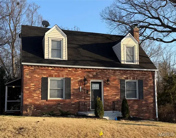 $1,750 | 7824 Rosedale Drive, St. Louis, MO 63121