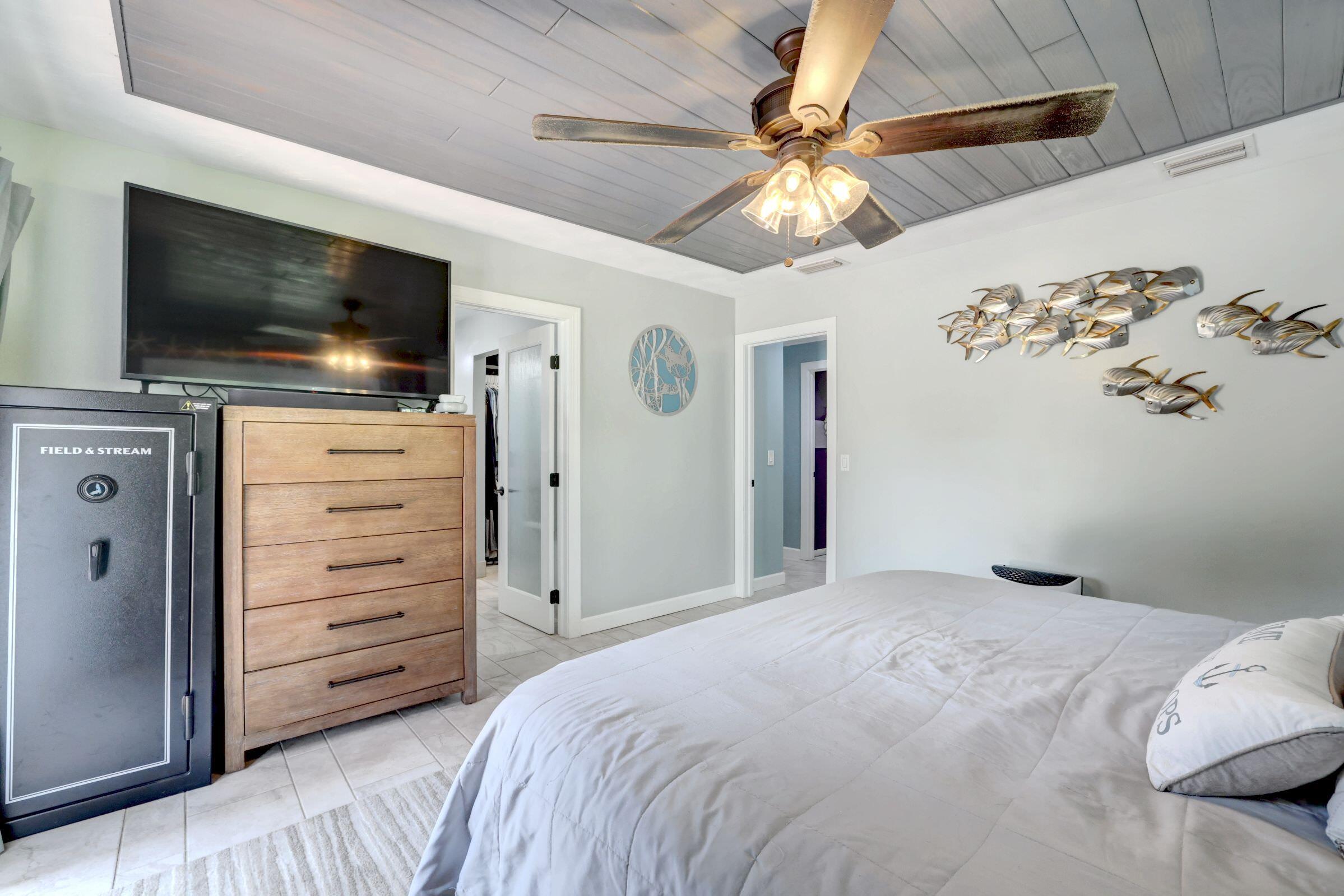 8467 Southwest 18th Avenue Stuart, FL 34997 - Photo 17 of 54 19_632a4800_1_2_3_4