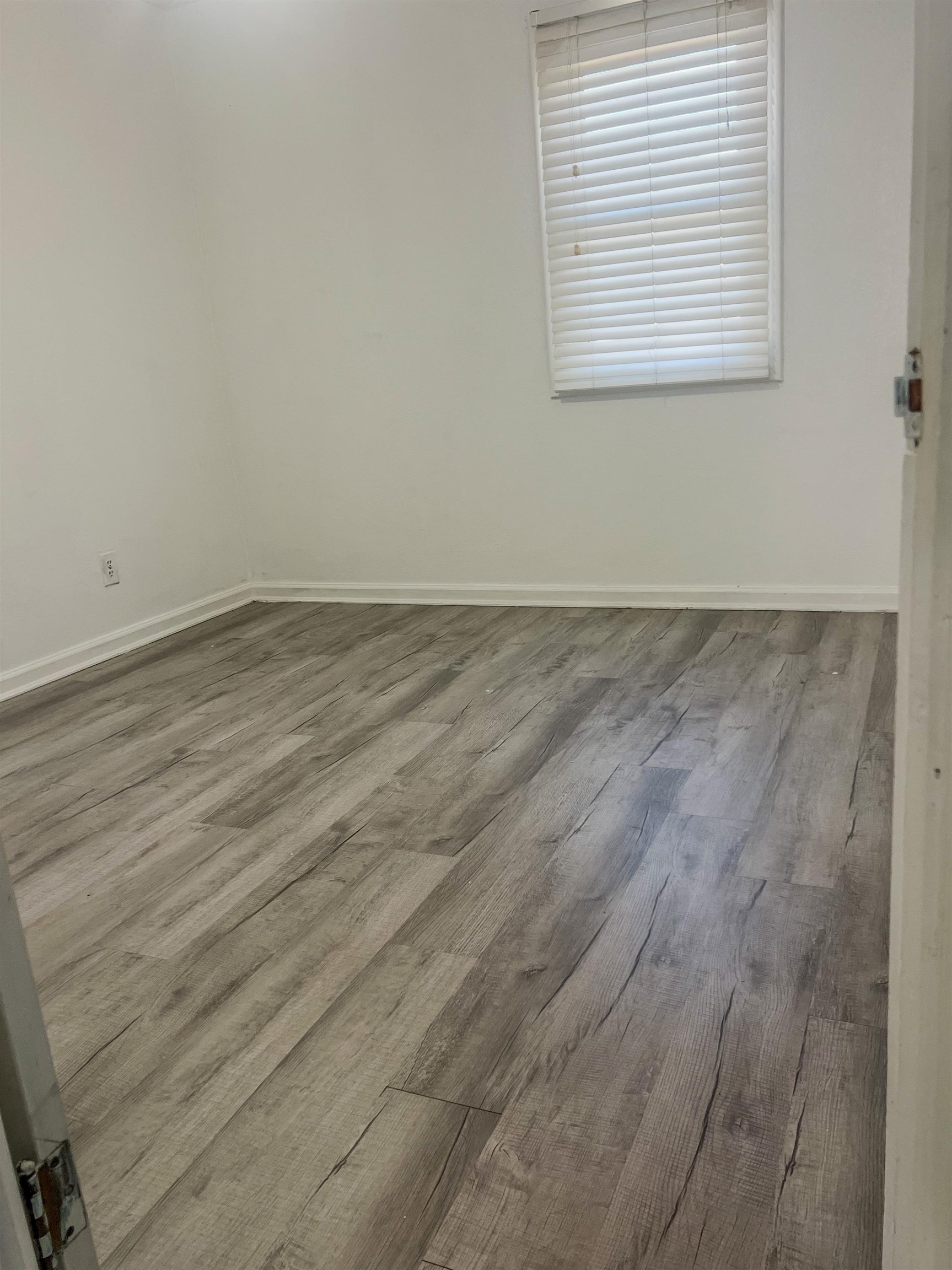 4015 North Ash Street Spokane, WA 99205 - Photo 12 of 14