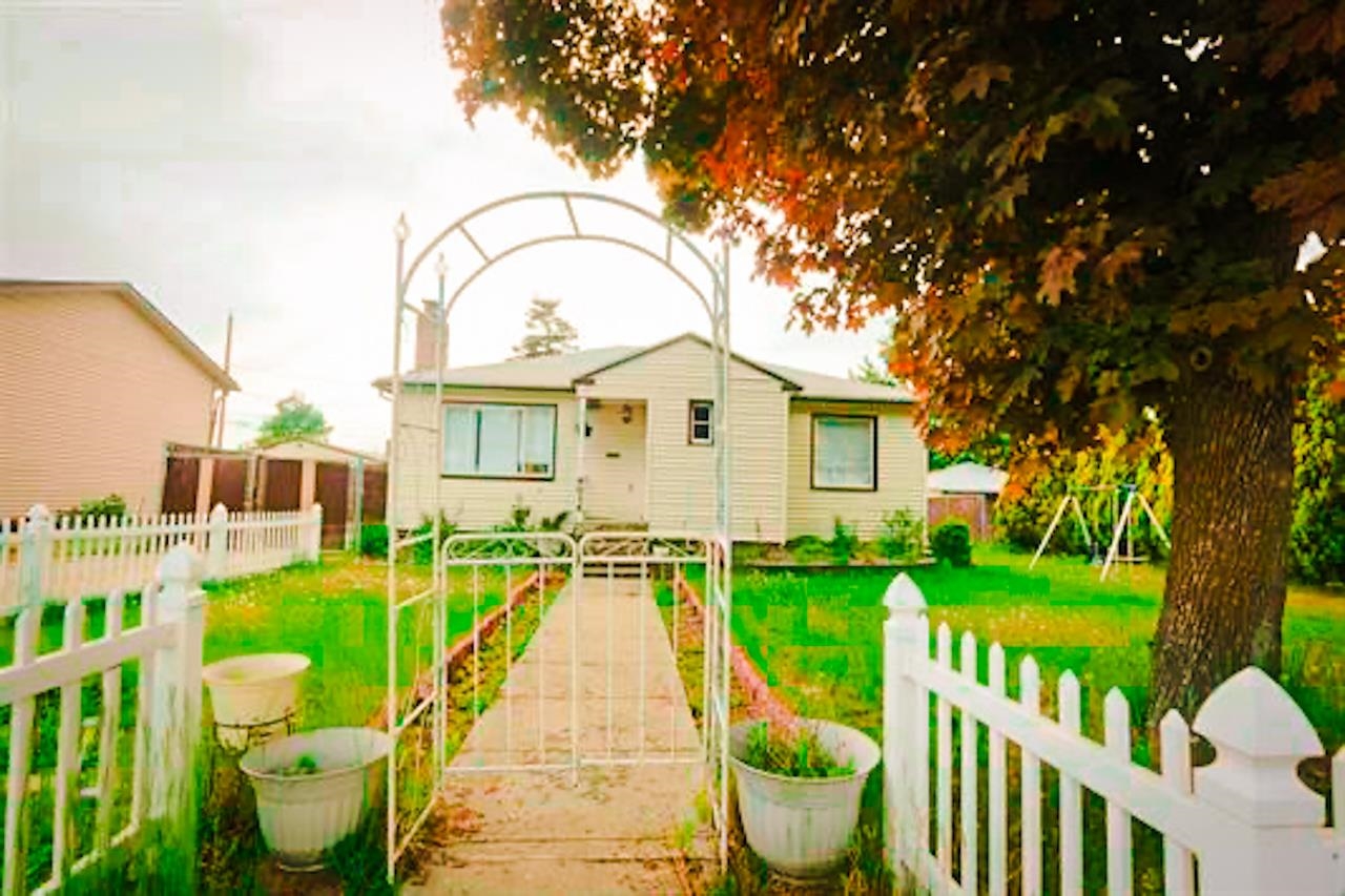 4015 North Ash Street Spokane, WA 99205 - Photo 3 of 14