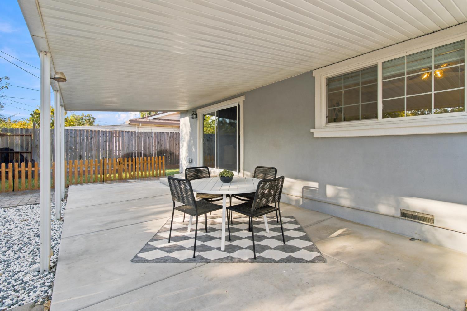 7217 Circlet Way Citrus Heights, CA 95621 - Photo 19 of 27