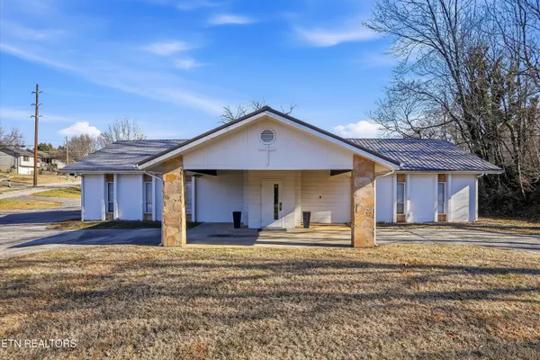 $230,000 | 1910 Cherokee Drive, Morristown, TN 37814