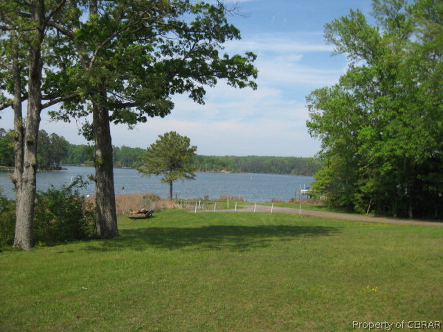 2157 Sampsons Wharf Road Heathsville, VA 22473 - Photo 9 of 23