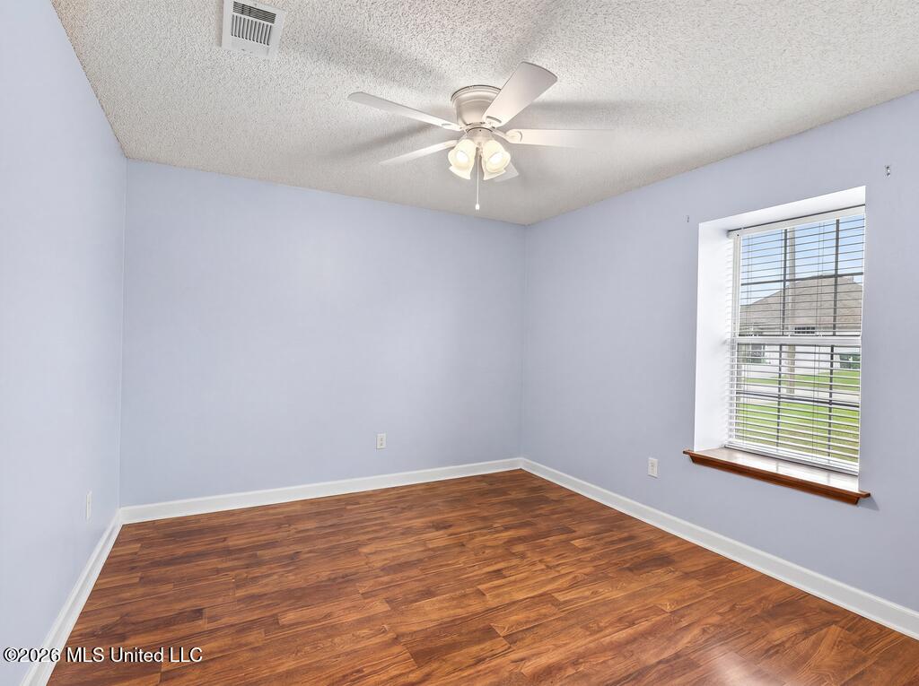 3113 North 9th Street Ocean Springs, MS 39564 - Photo 28 of 44 hf_20260507_043725_be0a0494-8957-4292-a5