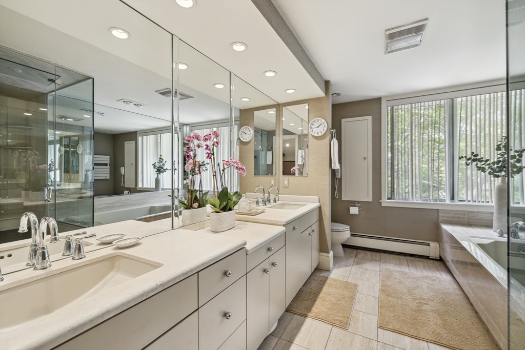 206 Allandale Road, Unit 3C Boston, MA 02467 - Photo 21 of 37