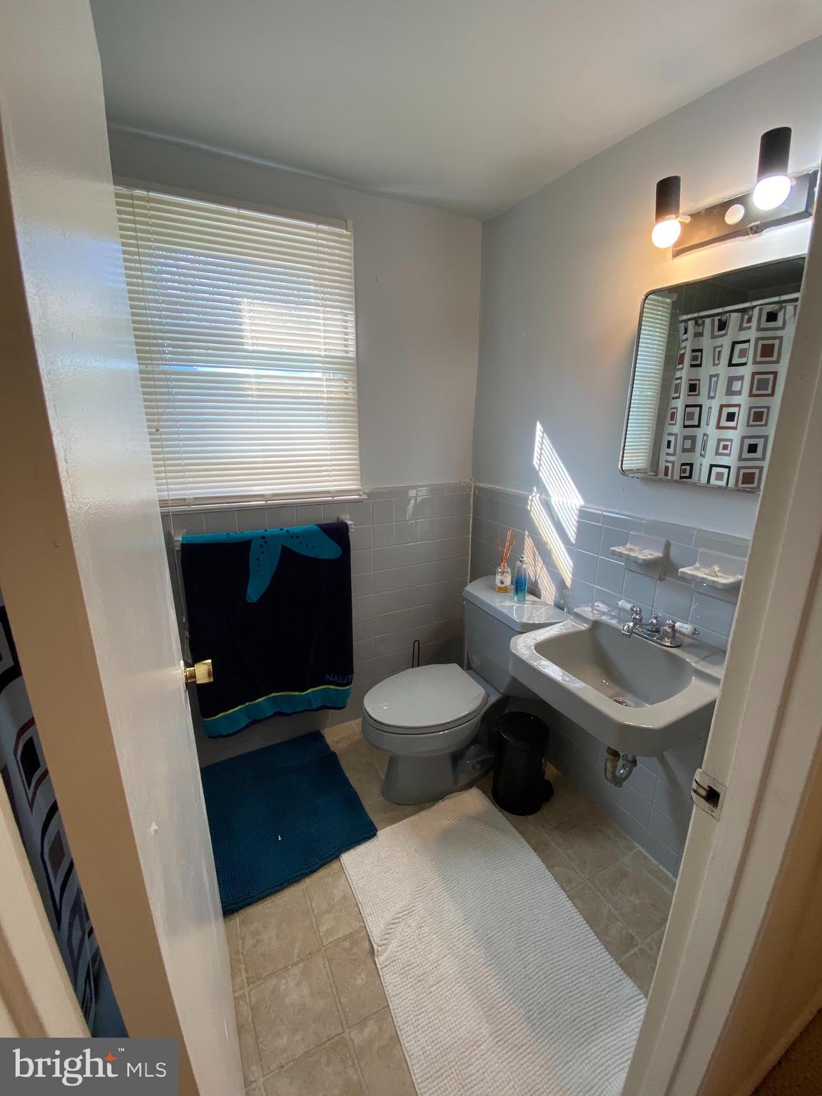 3896 Pine Road Huntingdon Valley, PA 19006 - Photo 29 of 43 Third full bath second floor