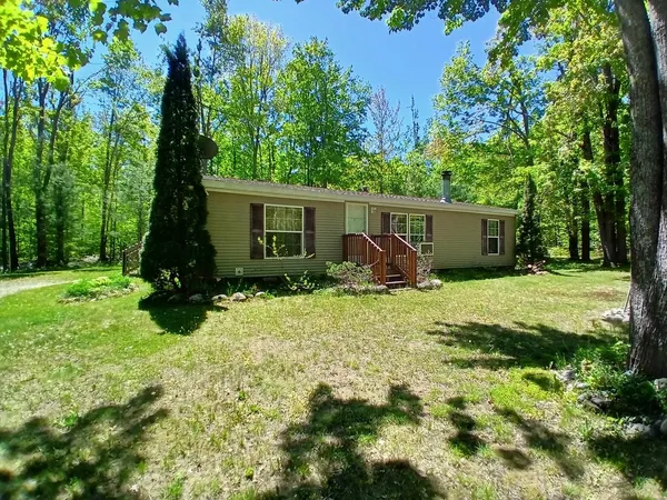 $149,900 | 4627 Heart 2 Heart Trail, Gaylord, MI 49735