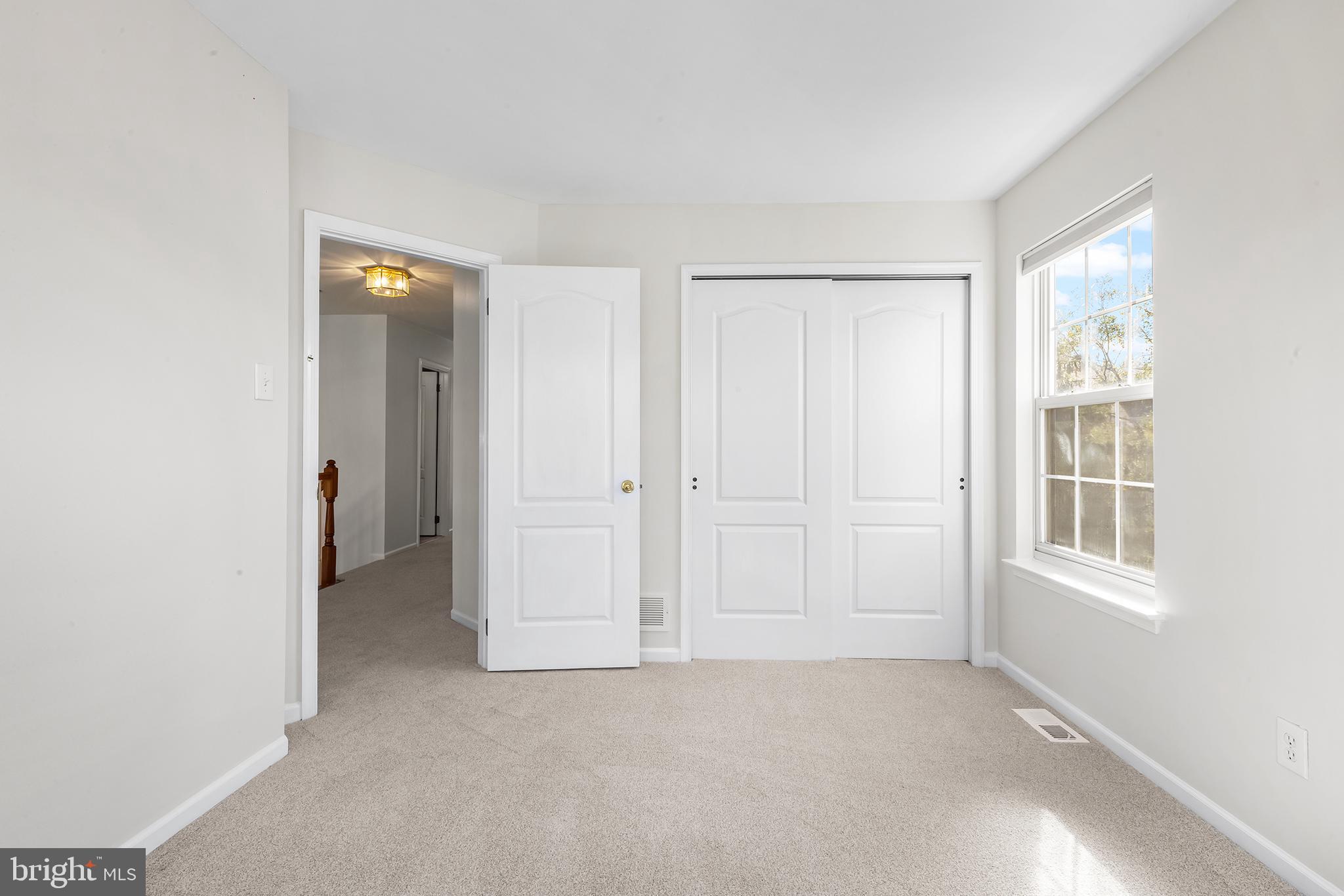 272 Militia Drive Wayne, PA 19087 - Photo 31 of 57 an empty room with windows and closet