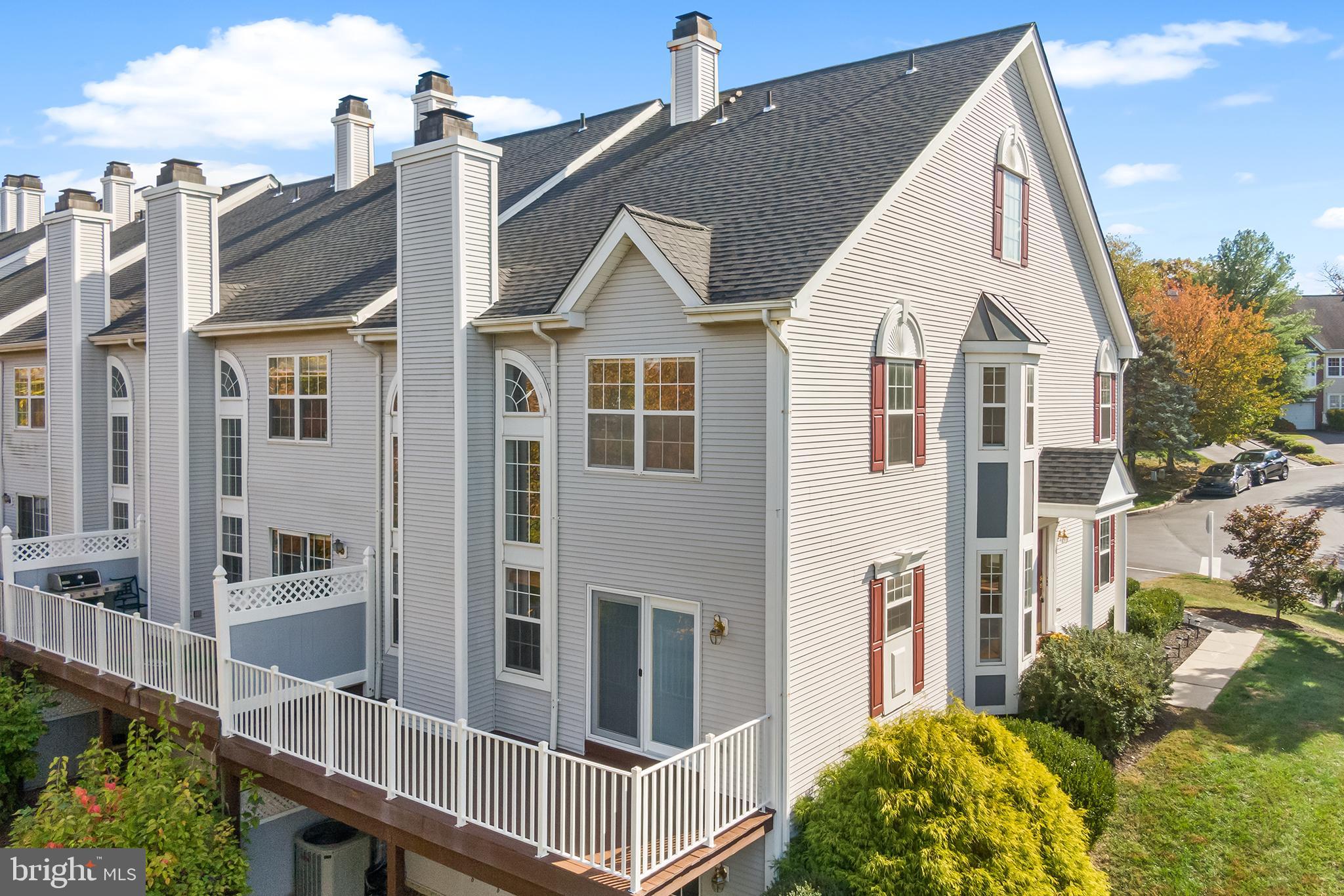 272 Militia Drive Wayne, PA 19087 - Photo 6 of 57