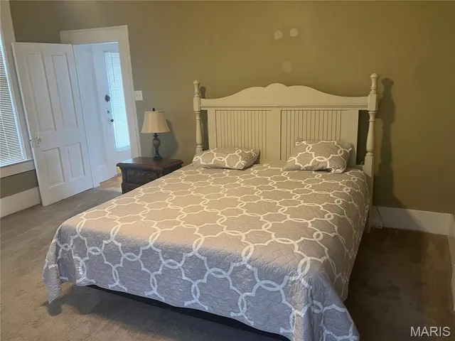 $2,000 | 721 South Church Street, Belleville, IL 62220