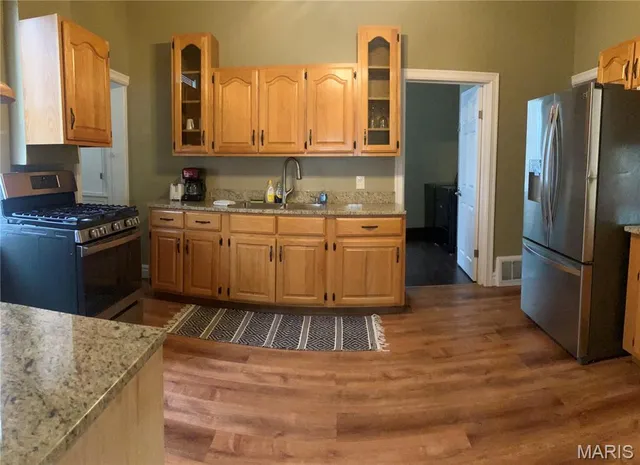 $2,000 | 721 South Church Street, Belleville, IL 62220