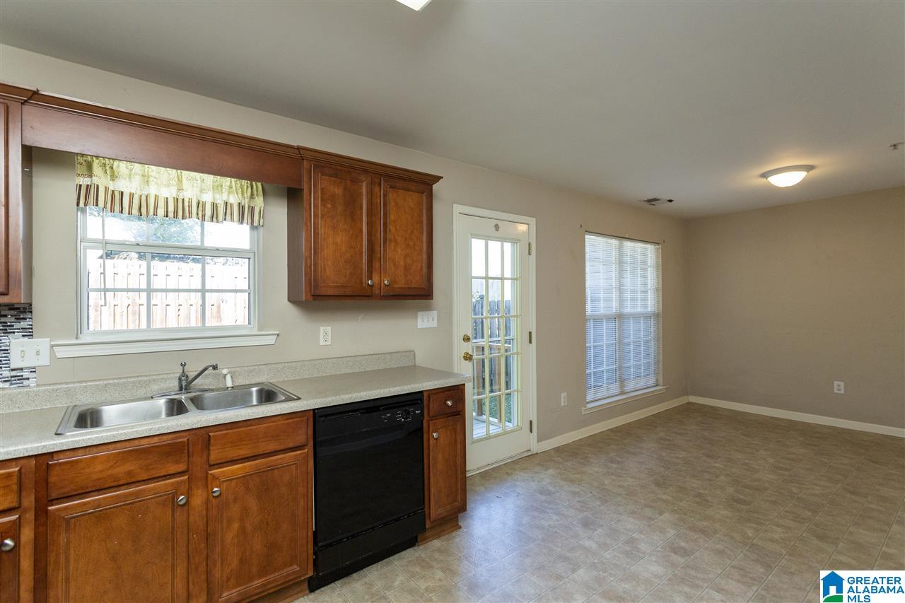 1118 Thompson Road Alabaster, AL 35007 - Photo 14 of 31 Gallery Image 14