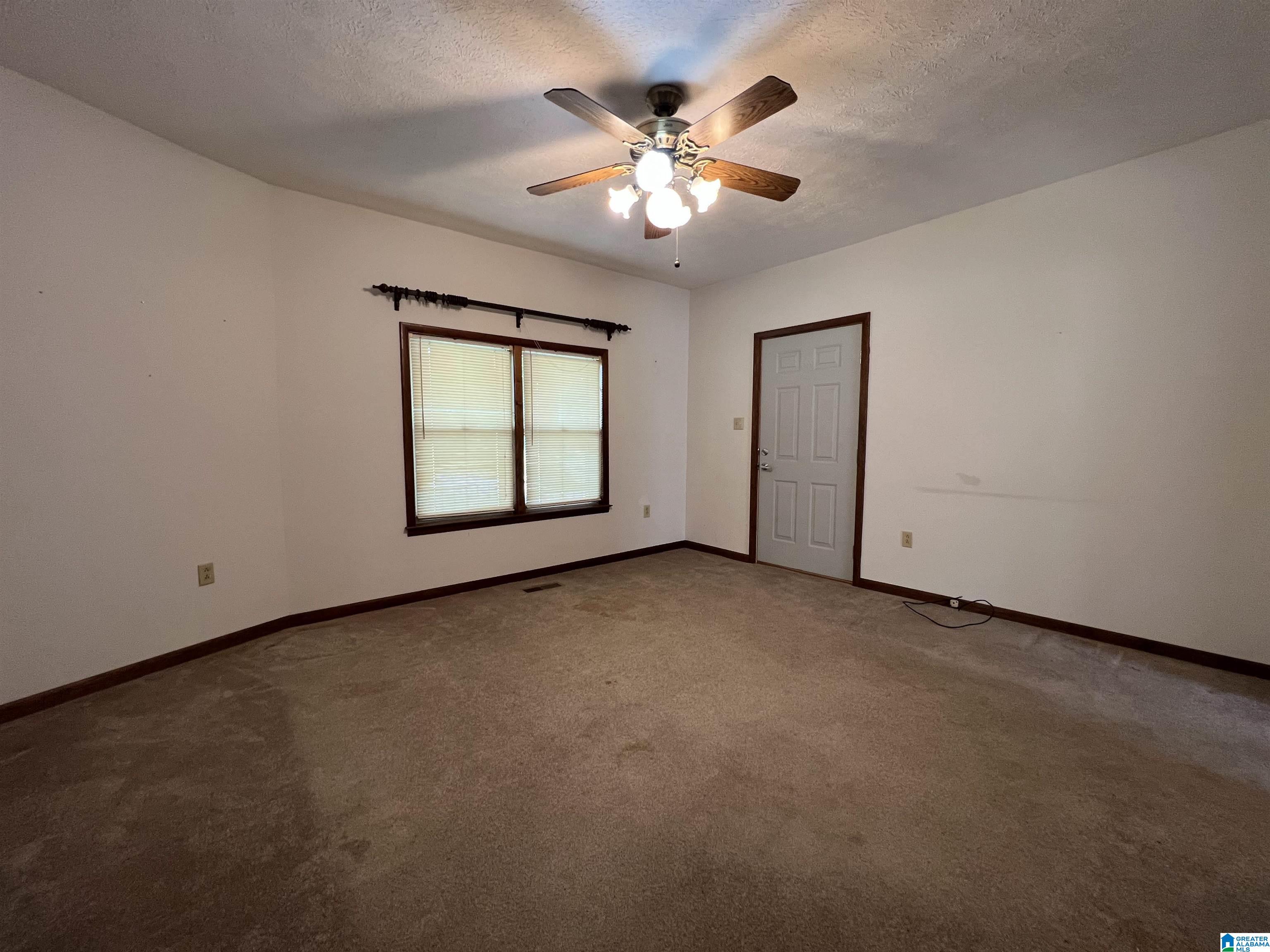 5161 Roy Webb Road Jacksonville, AL 36265 - Photo 17 of 46
