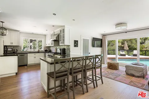 $12,000 | 3206 Canyon Lake Drive, Los Angeles, CA 90068