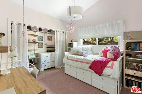 $12,000 | 3206 Canyon Lake Drive, Los Angeles, CA 90068