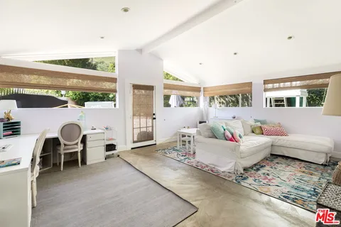 $12,000 | 3206 Canyon Lake Drive, Los Angeles, CA 90068