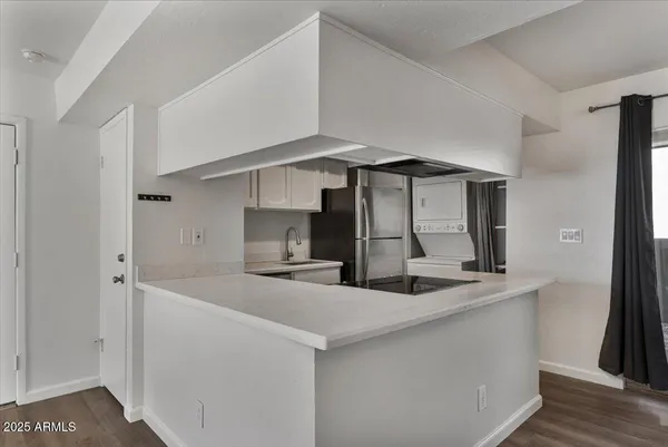 $249,000 | 5146 East Oak Street, Unit 112, Phoenix, AZ 85008