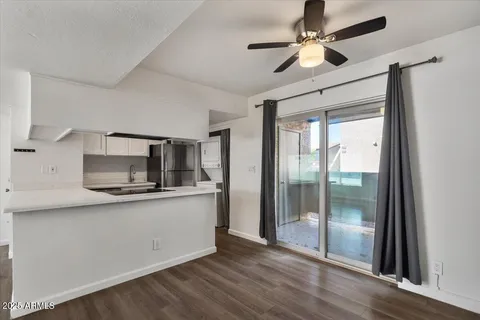 $249,000 | 5146 East Oak Street, Unit 112, Phoenix, AZ 85008