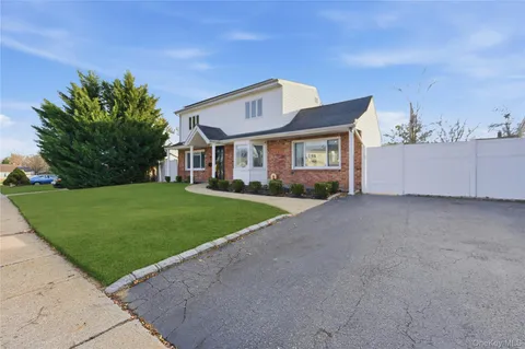 $815,000 | 54 Morning Glory Road, Levittown, NY 11756