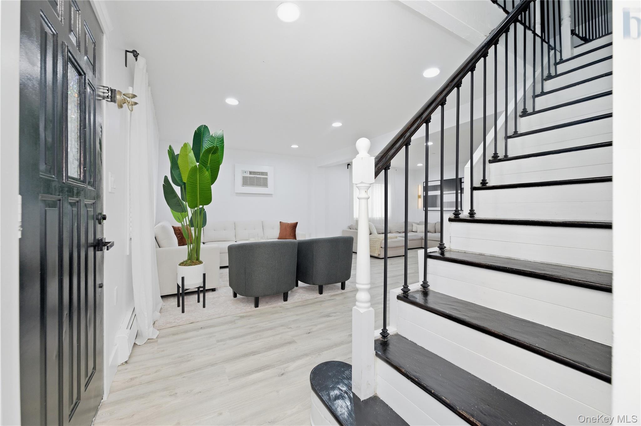 54 Morning Glory Road Levittown, NY 11756 - Photo 3 of 19