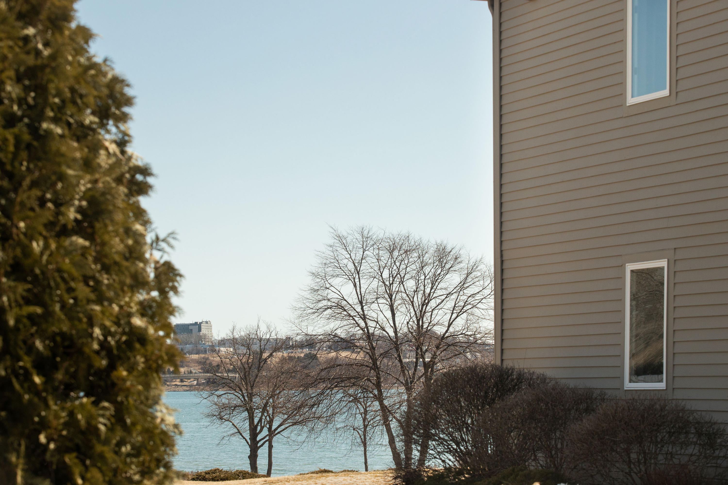 44 Back Cove Estates