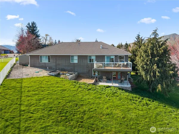 $930,000 | 3555 Westridge Place, Wenatchee, WA 98801