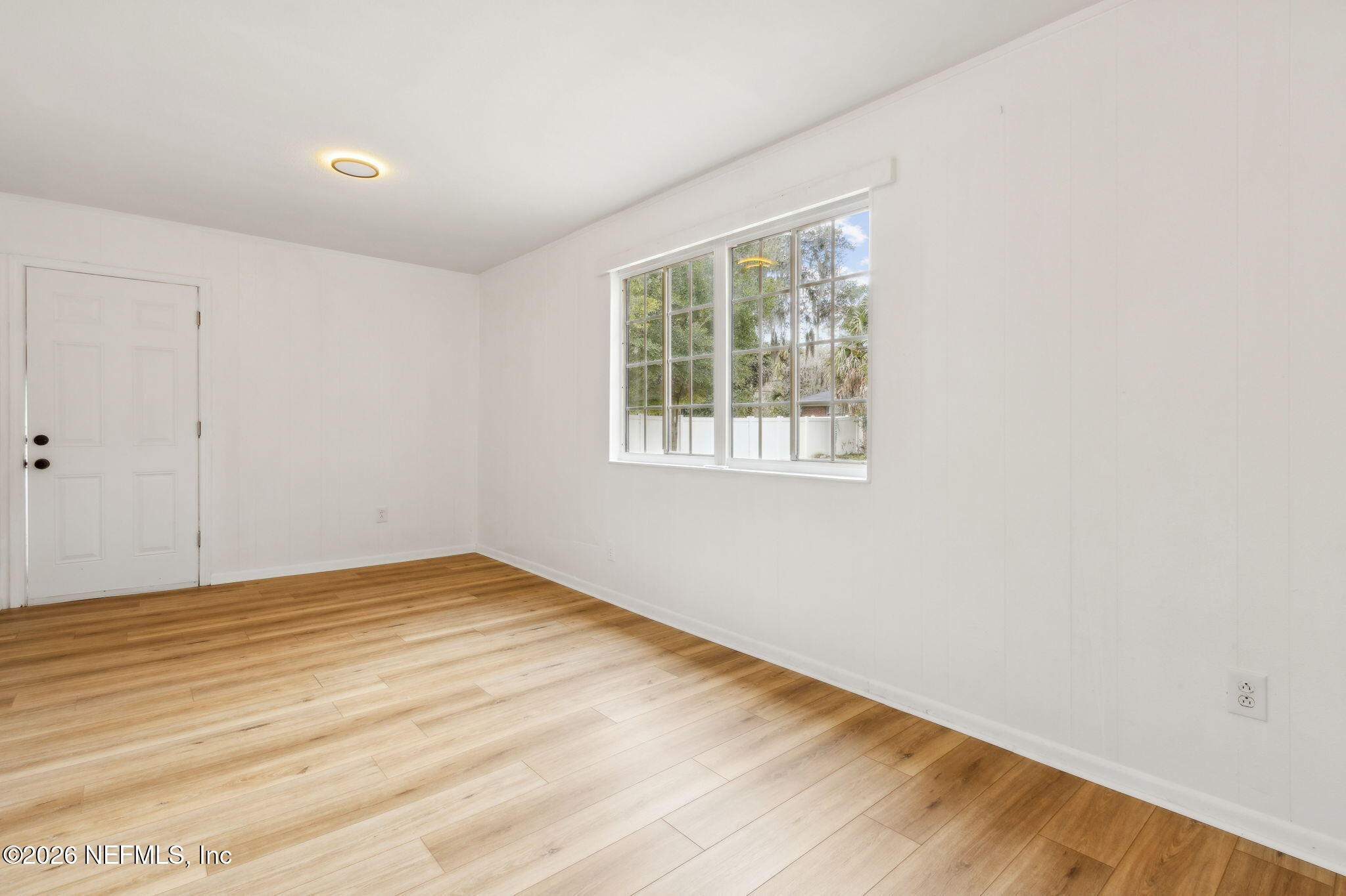 1519 Cornell Road Jacksonville, FL 32207 - Photo 23 of 38 Living/Flex Space