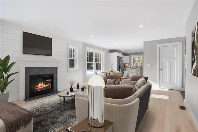 $475,000 | 4 Cortland Place, Unit 3, Standish, ME 04084