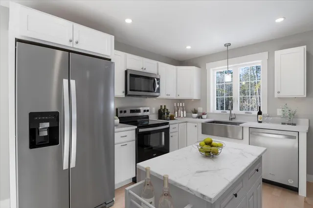 $475,000 | 4 Cortland Place, Unit 3, Standish, ME 04084