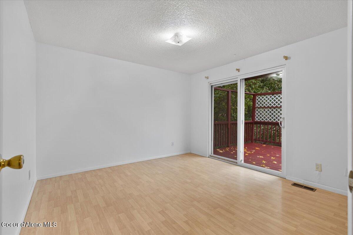 10934 North Maple Street Hayden, ID 83835 - Photo 15 of 48 27-IMG_7431