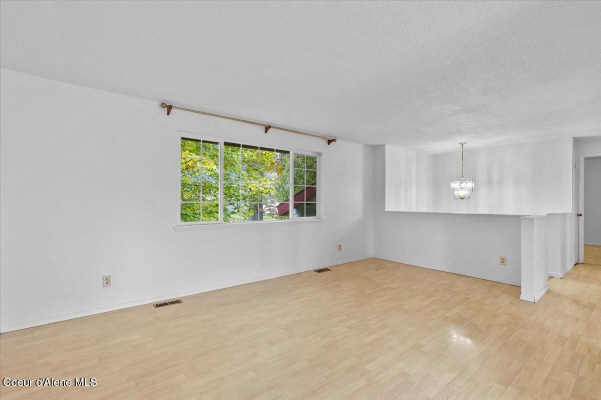 10934 North Maple Street Hayden, ID 83835 - Photo 7 of 48 16-IMG_7398