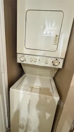 $945 | 2301 Balsam Drive, Unit M308, Arlington, TX 76006