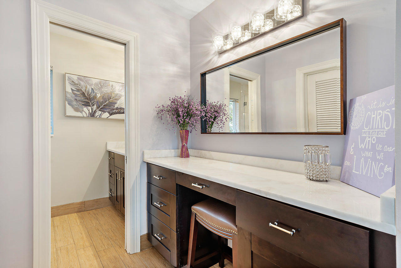 1045 Northwest 6th Avenue Boca Raton, FL 33432 - Photo 17 of 39 Master Bath