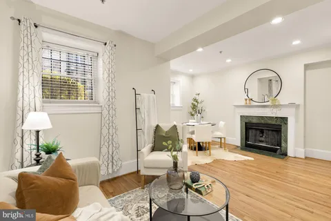 $499,900 | 1807 California Street Northwest, Unit T1, Washington, DC 20009