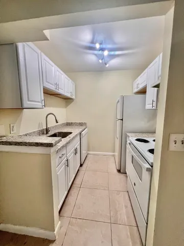$1,650 | 1500 North Congress Avenue, Unit B9, West Palm Beach, FL 33401