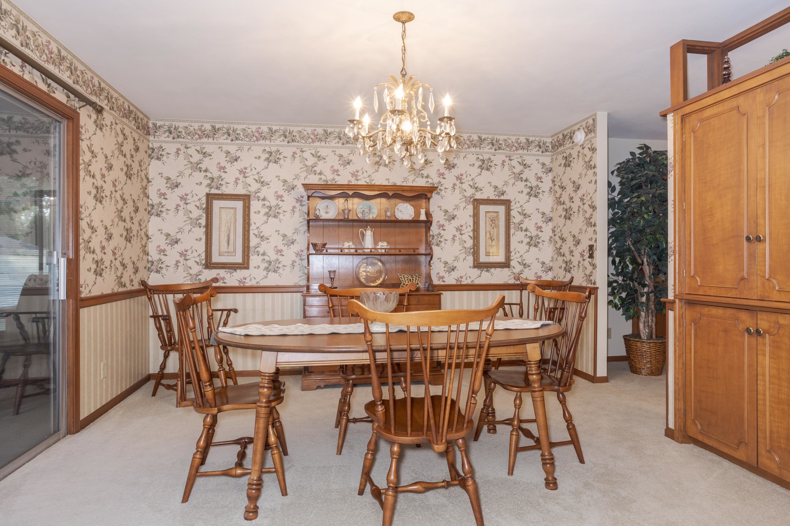 11 Manor Drive Pontiac, IL 61764 - Photo 12 of 45 a view of a dining room with furniture and chandelier