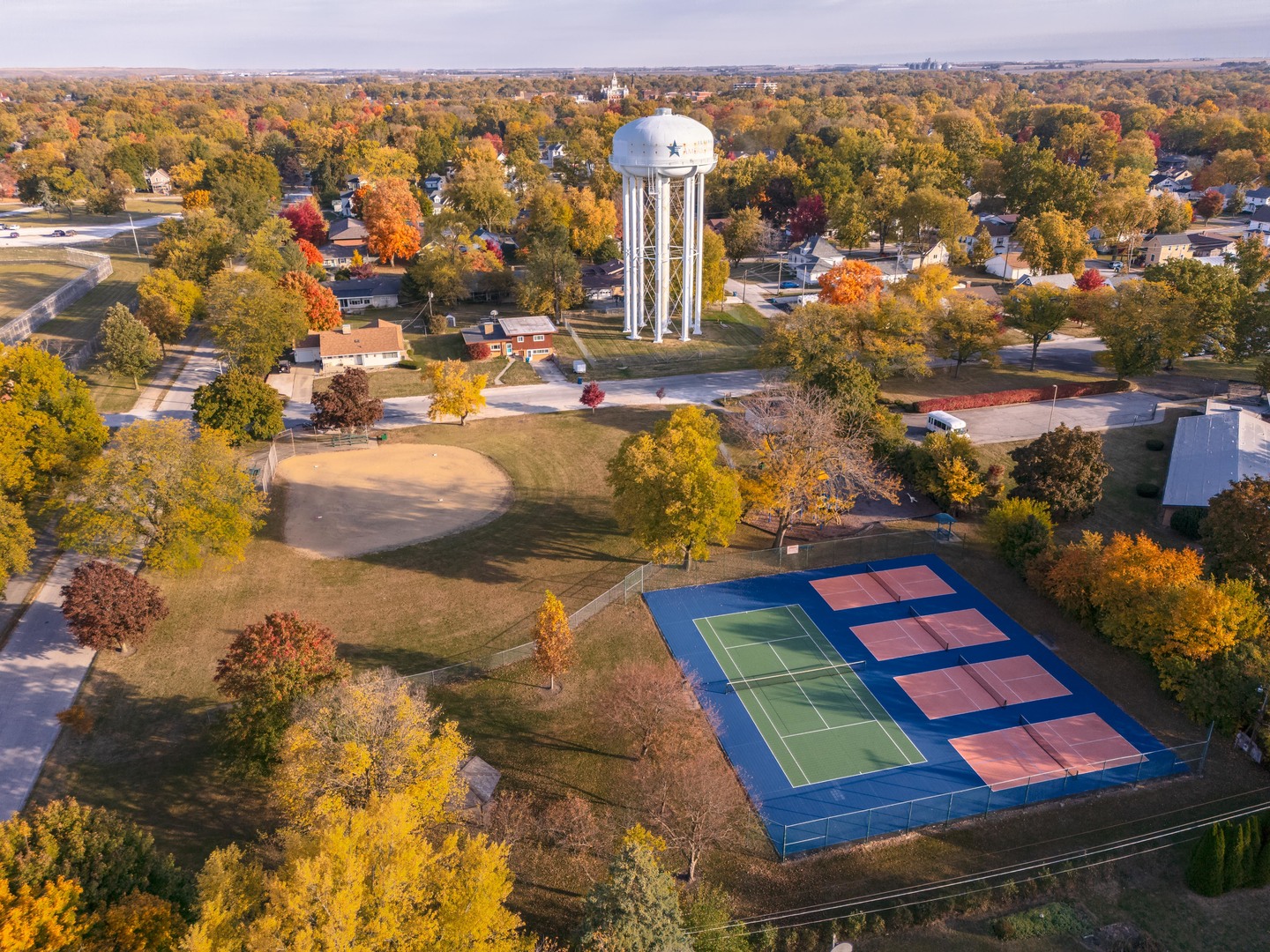 11 Manor Drive Pontiac, IL 61764 - Photo 36 of 45 an aerial view of multiple house with yard