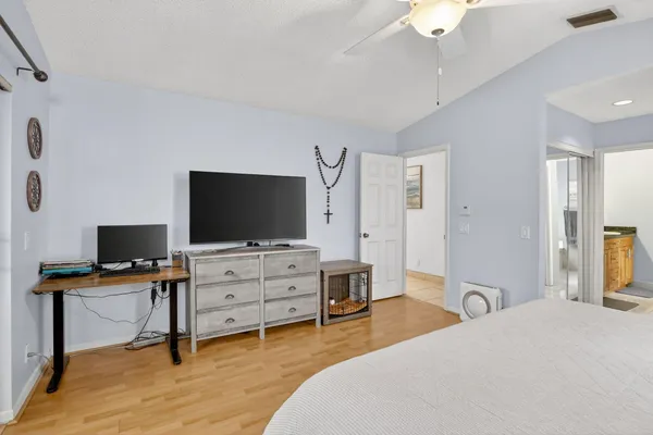 $4,400 | 495 Carrington Lane, Weston, FL 33326