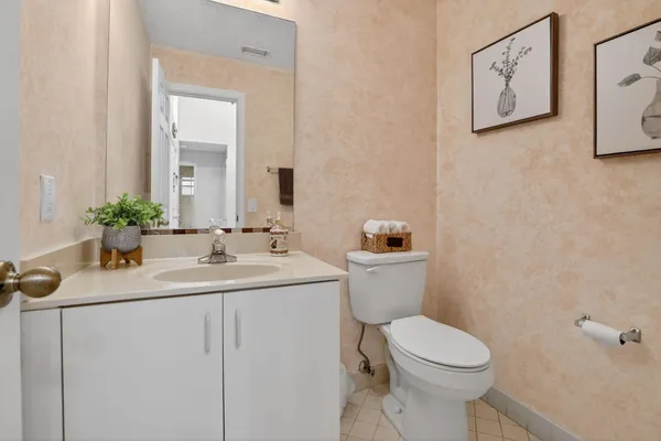 $4,400 | 495 Carrington Lane, Weston, FL 33326
