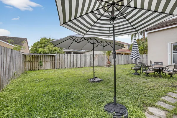$4,400 | 495 Carrington Lane, Weston, FL 33326
